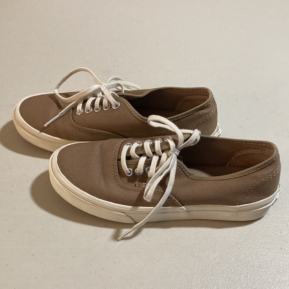 Vans light brown sneaker. Size 5, women's, - Picture 2 of 8